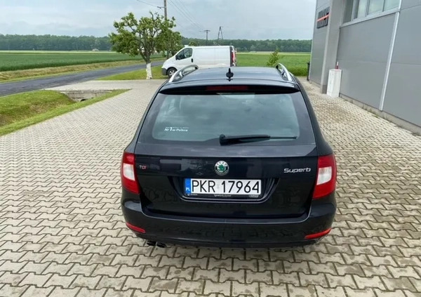 Skoda Superb cena 38500 przebieg: 303000, rok produkcji 2012 z Krotoszyn małe 137